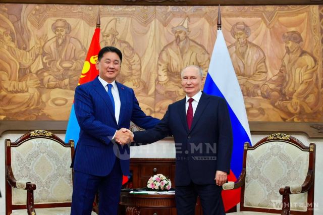 ЕРӨНХИЙЛӨГЧ У.ХҮРЭЛСҮХ В.В.ПУТИНТЭЙ УУЛЗАЖ, МОНГОЛ УЛСЫГ ТҮЛШ, ЭРЧИМ ХҮЧЭЭР ХАНГАЖ БАЙГААД ТАЛАРХАЛ ИЛЭРХИЙЛЖЭЭ