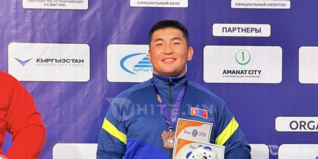 ДЭЛХИЙН НҮҮДЭЛЧДИЙН НААДАМ”-Д АЙМГИЫН АРСЛАН М. БААСАНЖАВ АЛЫШ БӨХИЙН ТӨРӨЛД ХҮРЭЛ МЕДАЛЬ ХҮРТЛЭЭ